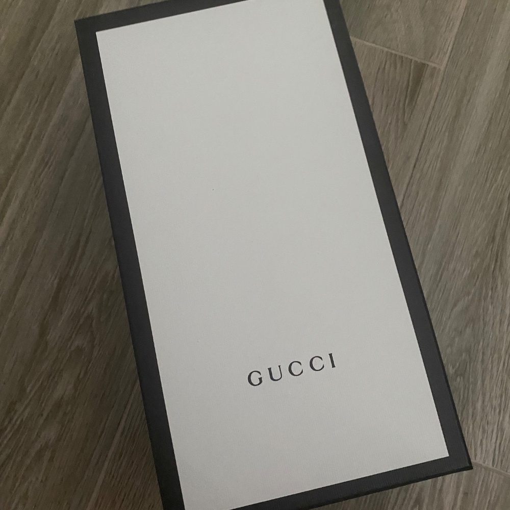 BNWT Gucci Loafers (Black, Size 6) - Picture 4 of 6